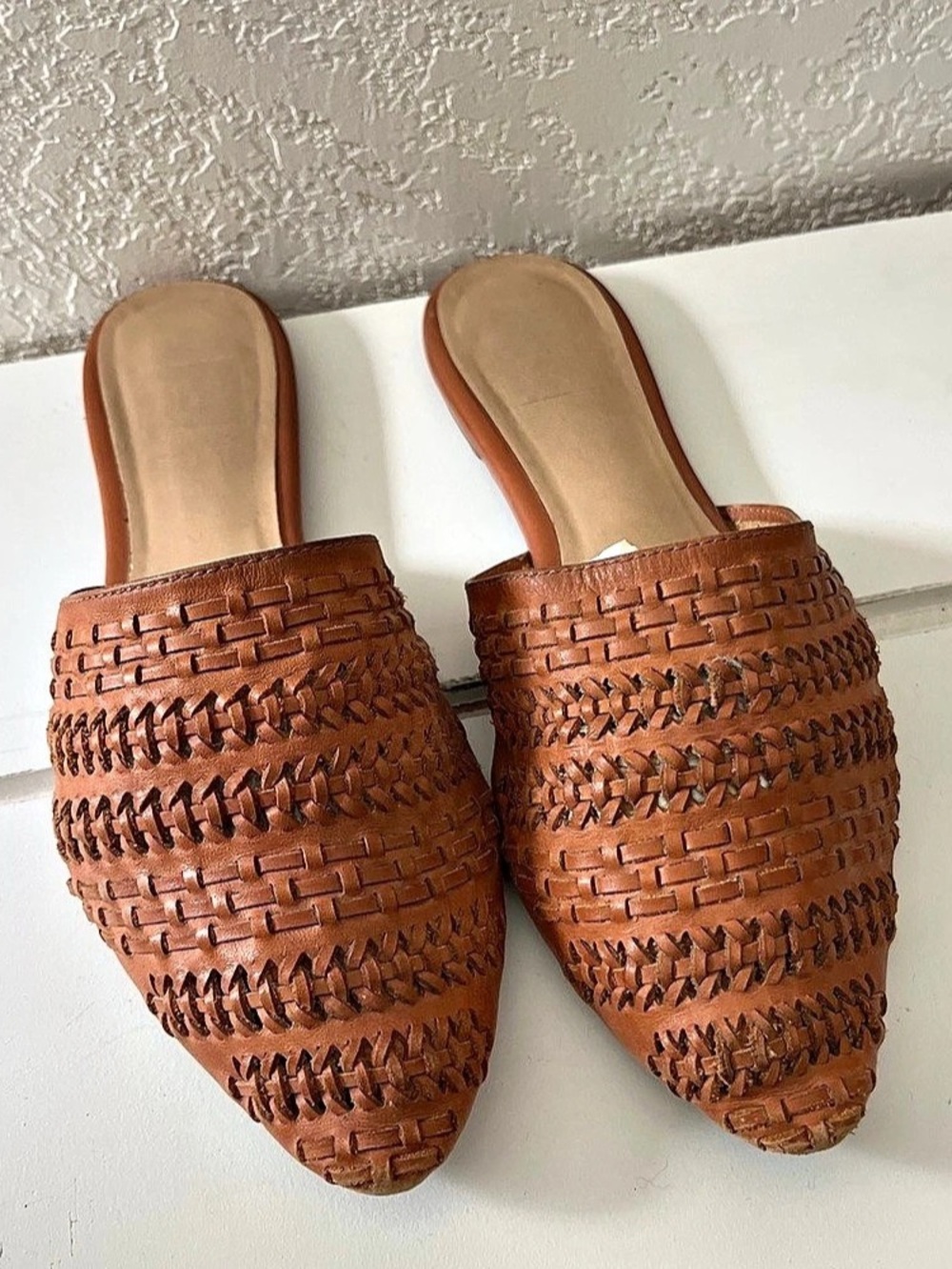 Gap Flat Mules in Woven Leather Brown